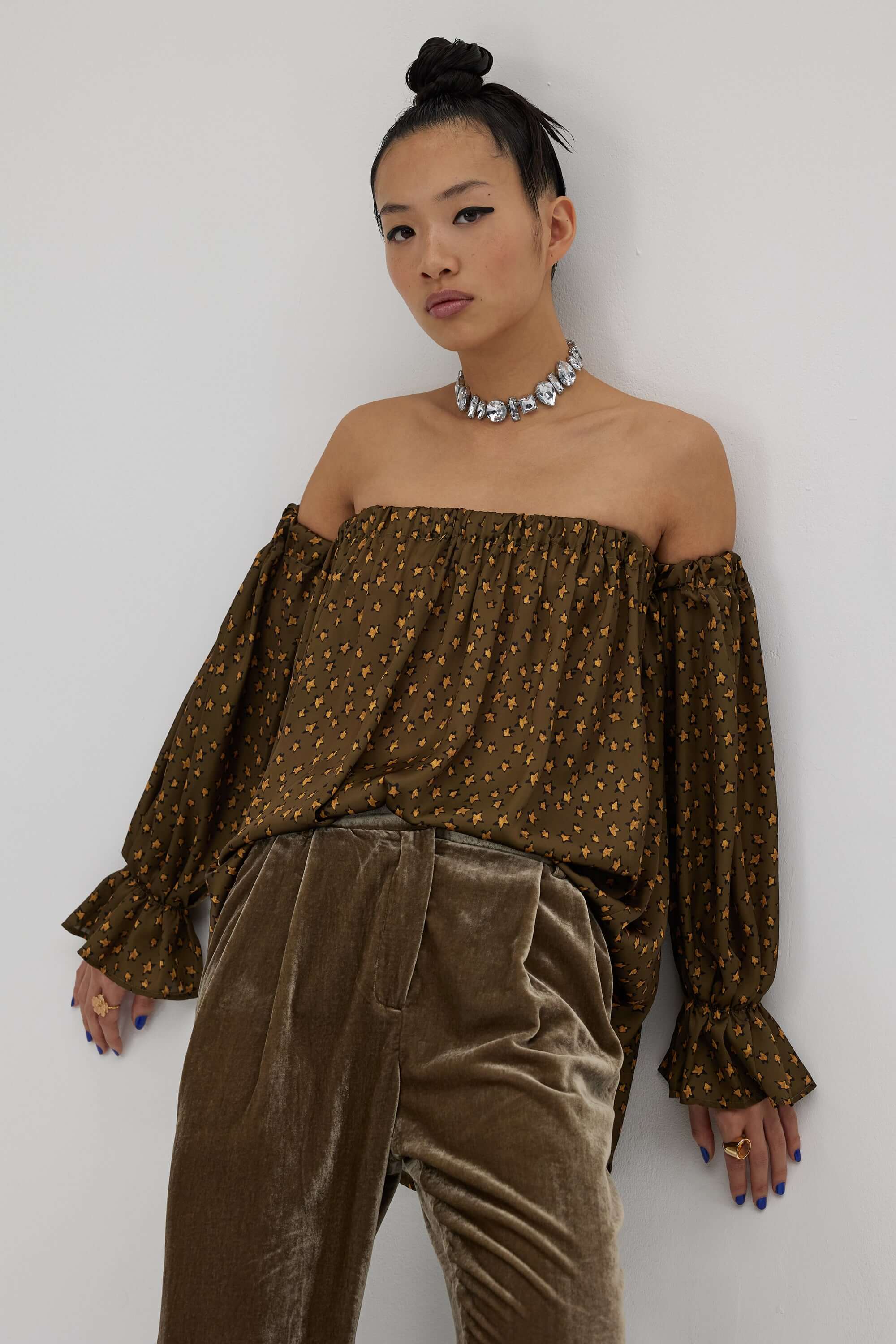 Penelope blouse in bark Messy Stars print
