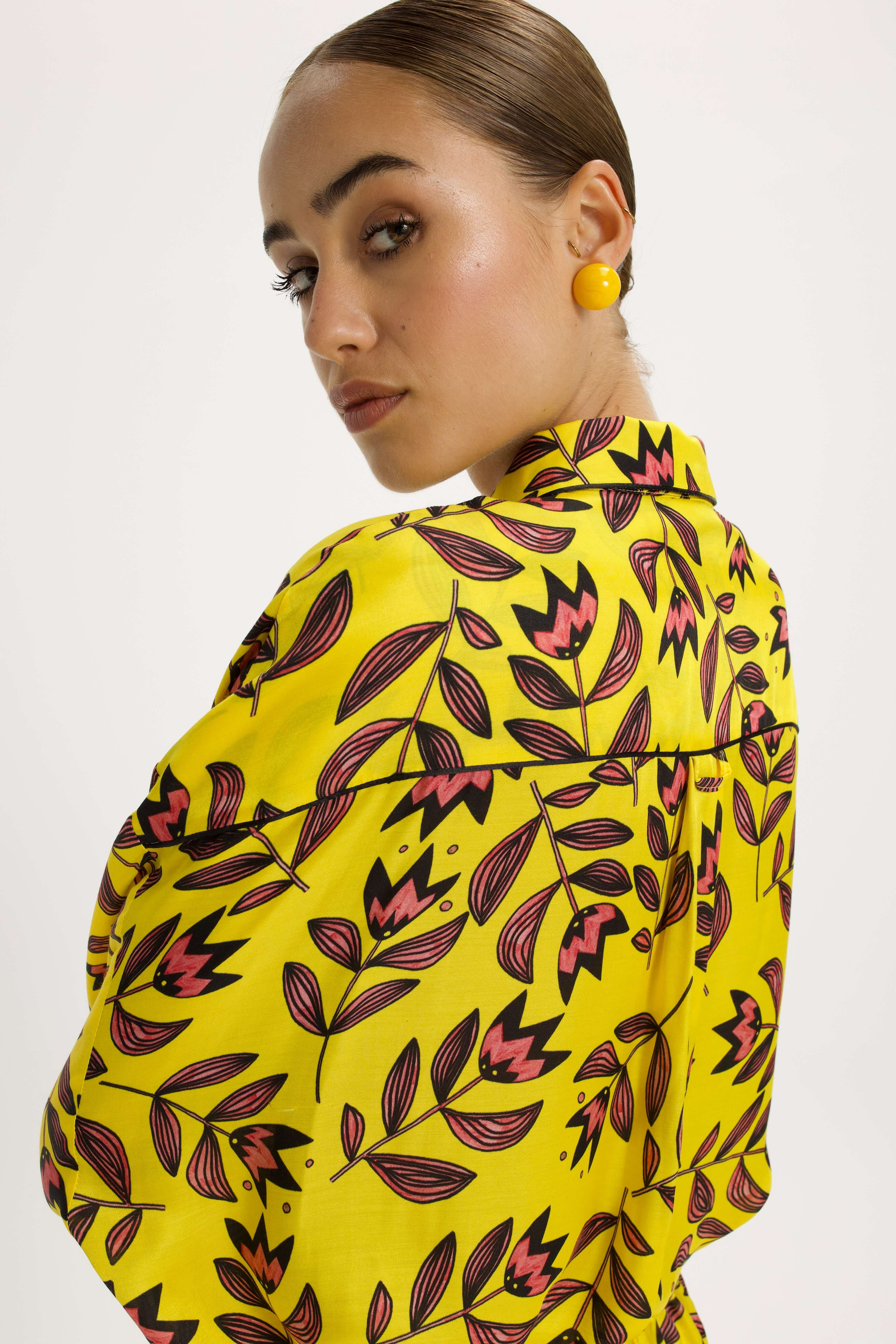 Astree Shirt in Moderns Flowers Print
