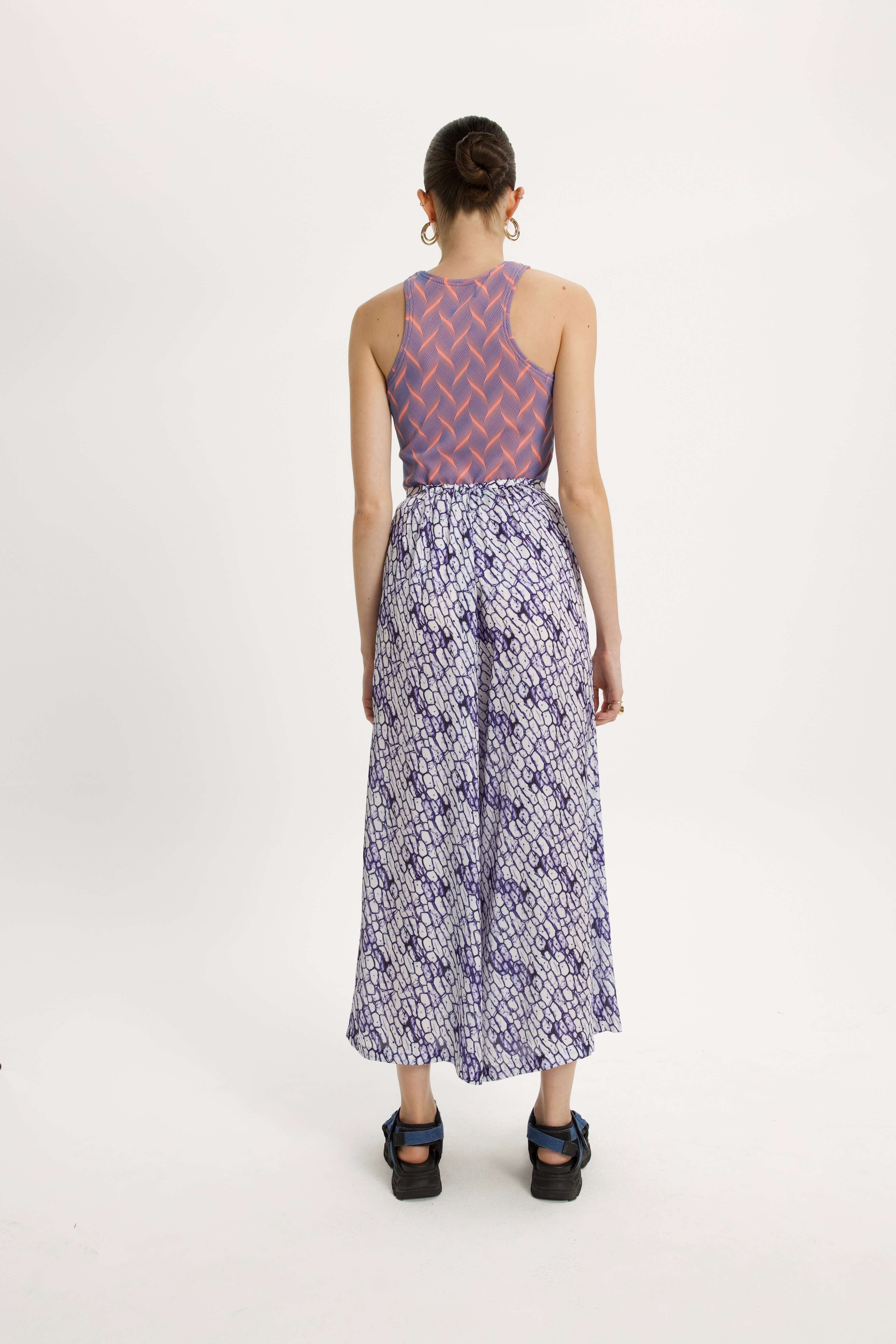 Pantalon Doll en imprimé cellules encrées