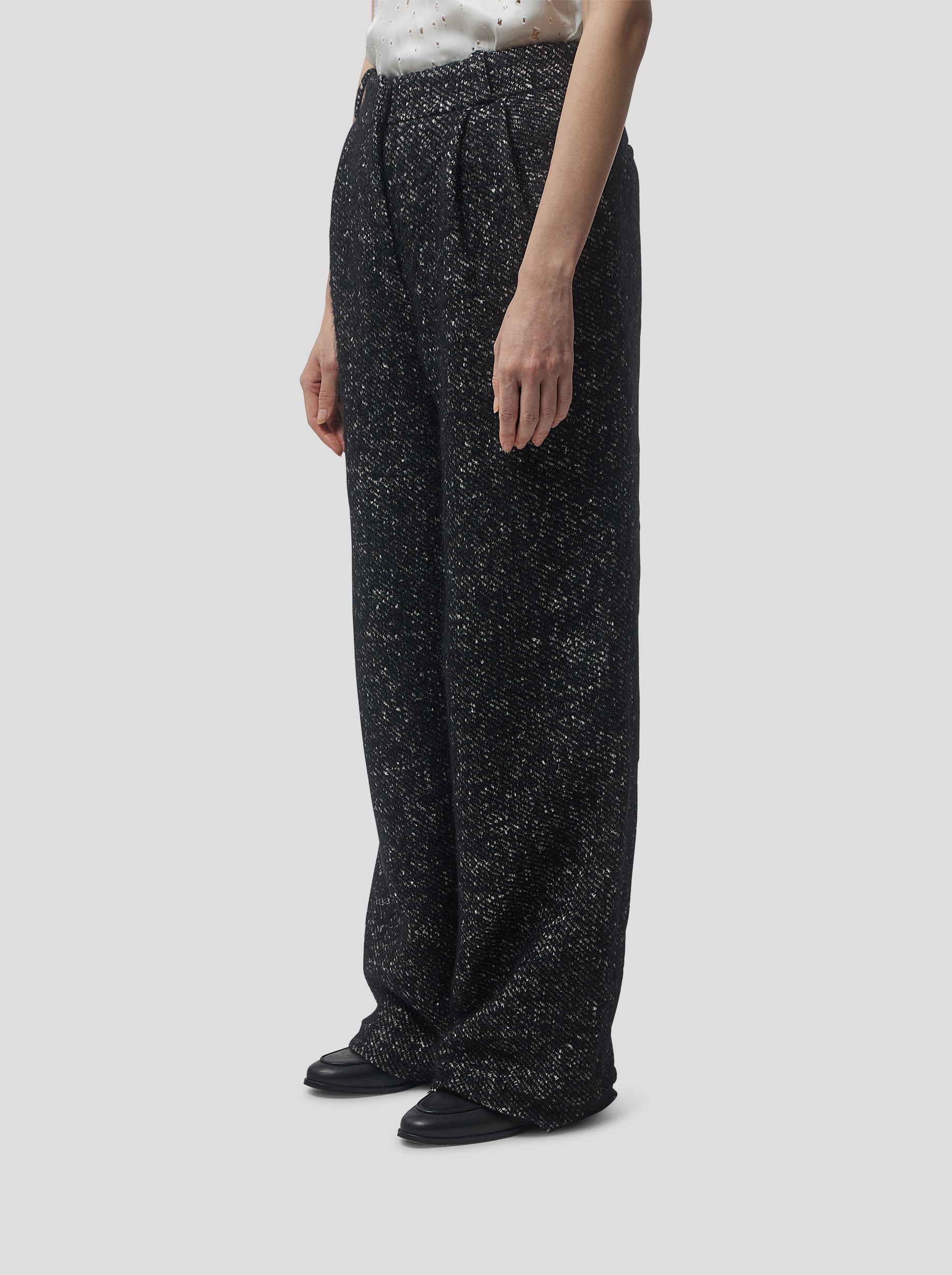 Moor Pants in dark wool, grandfather style