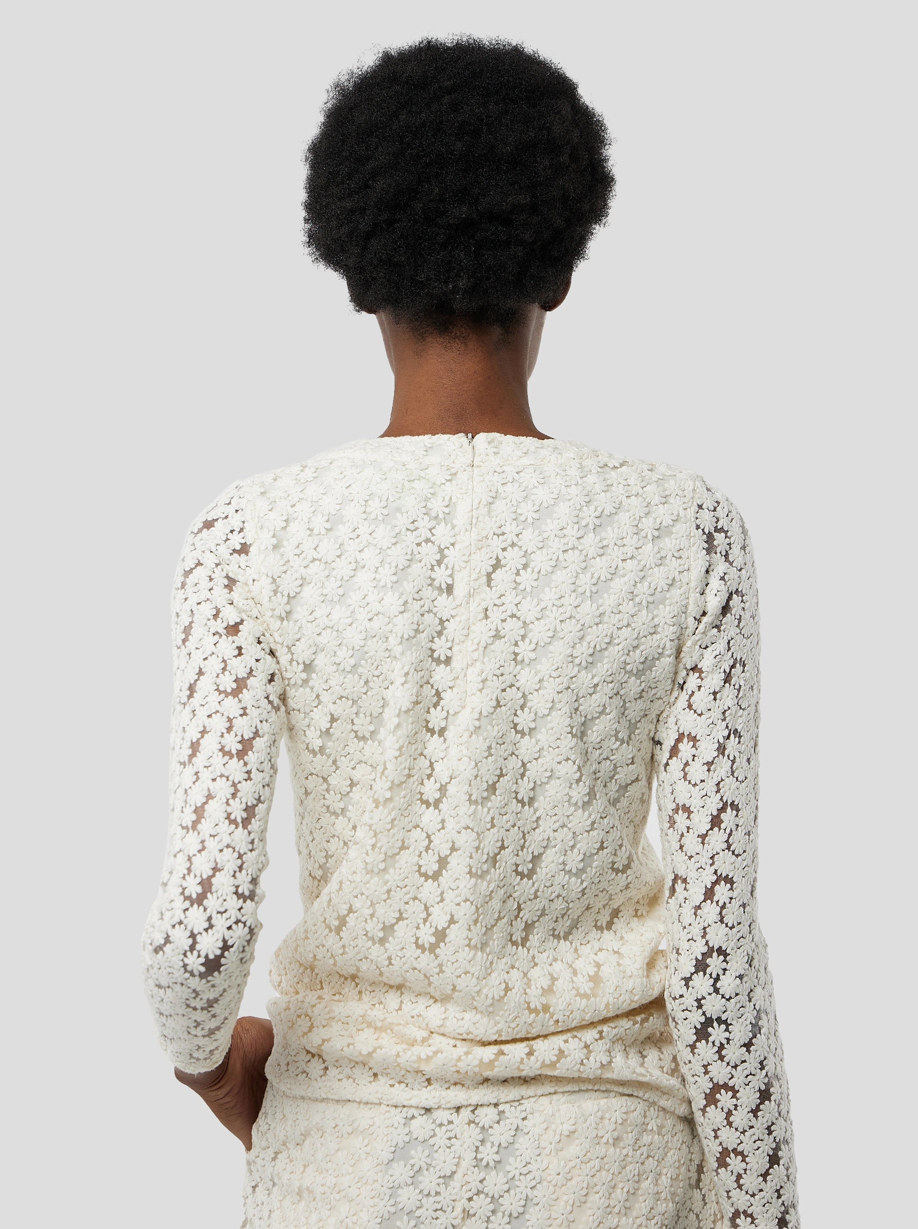 Cloud Top in Albatre Lace