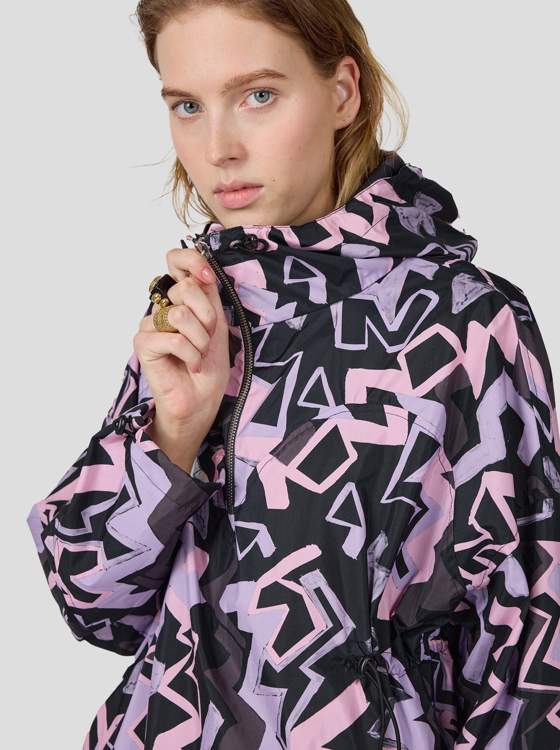 Tony Windbreaker in Tag Mist Waterproof All-Terrain Jacket