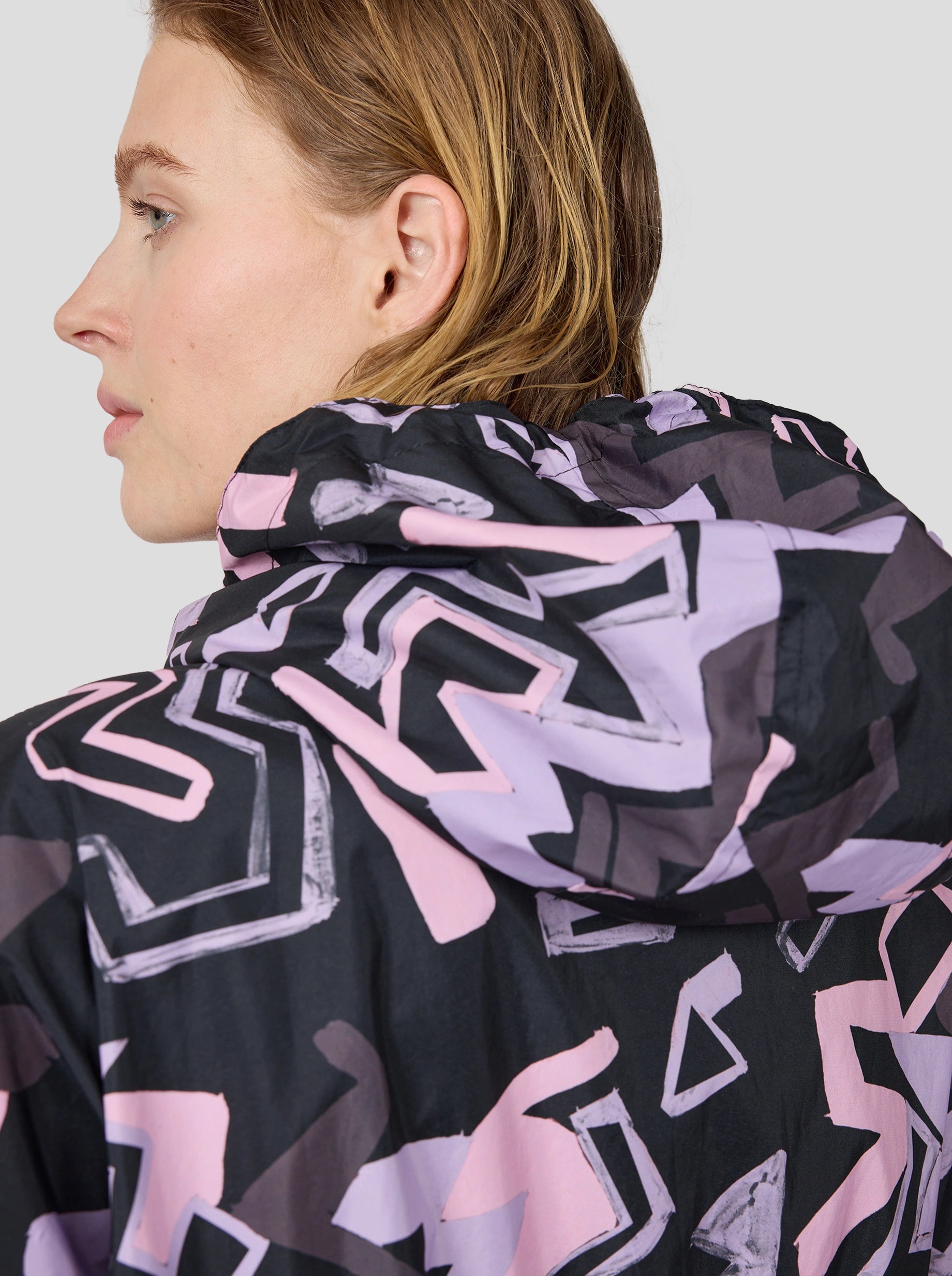 Tony Windbreaker in Tag Mist Waterproof All-Terrain Jacket