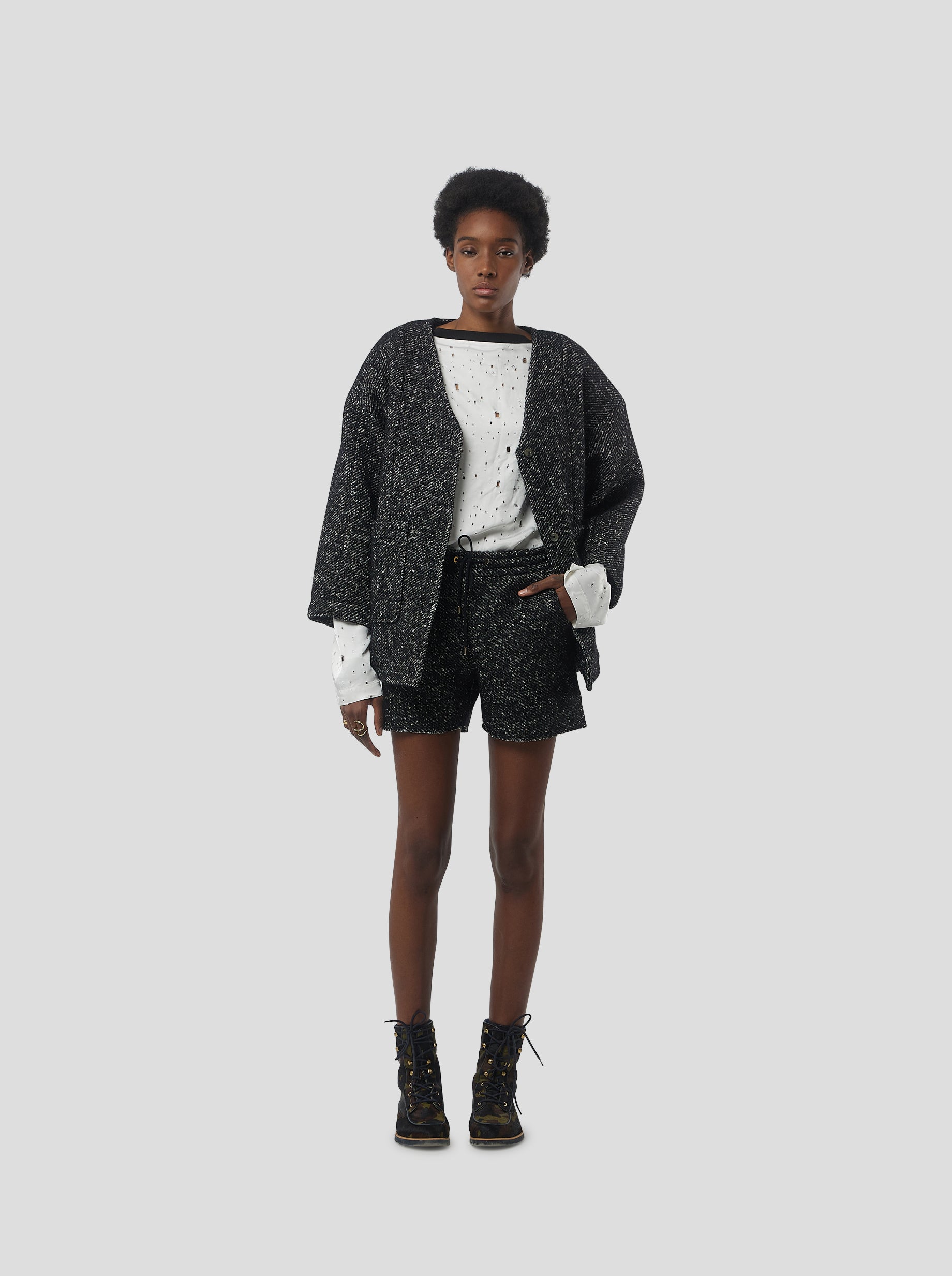 Bambi cardigan in dark wool, grandfather style