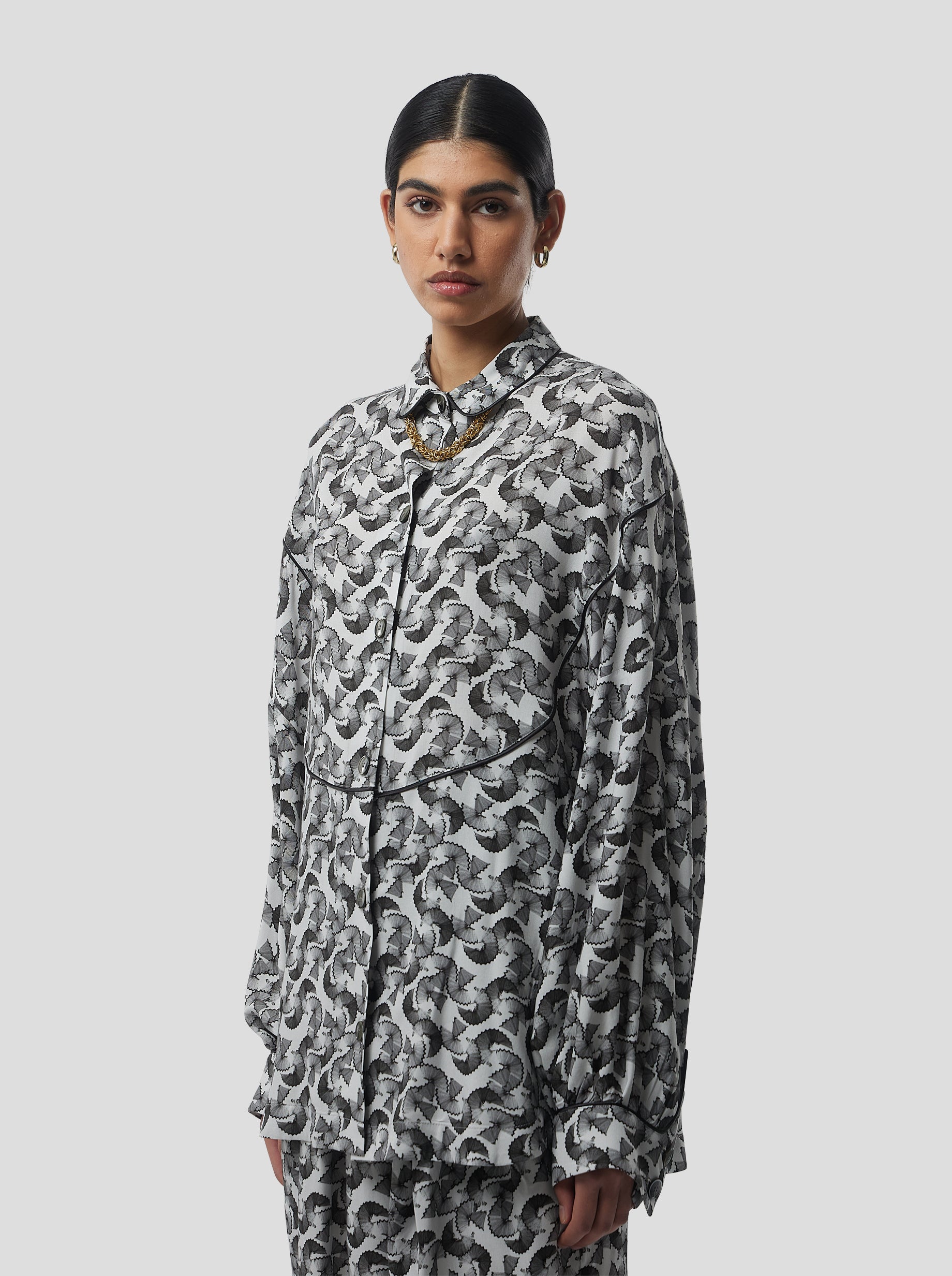 Tasman Shirt in Lead shavings print