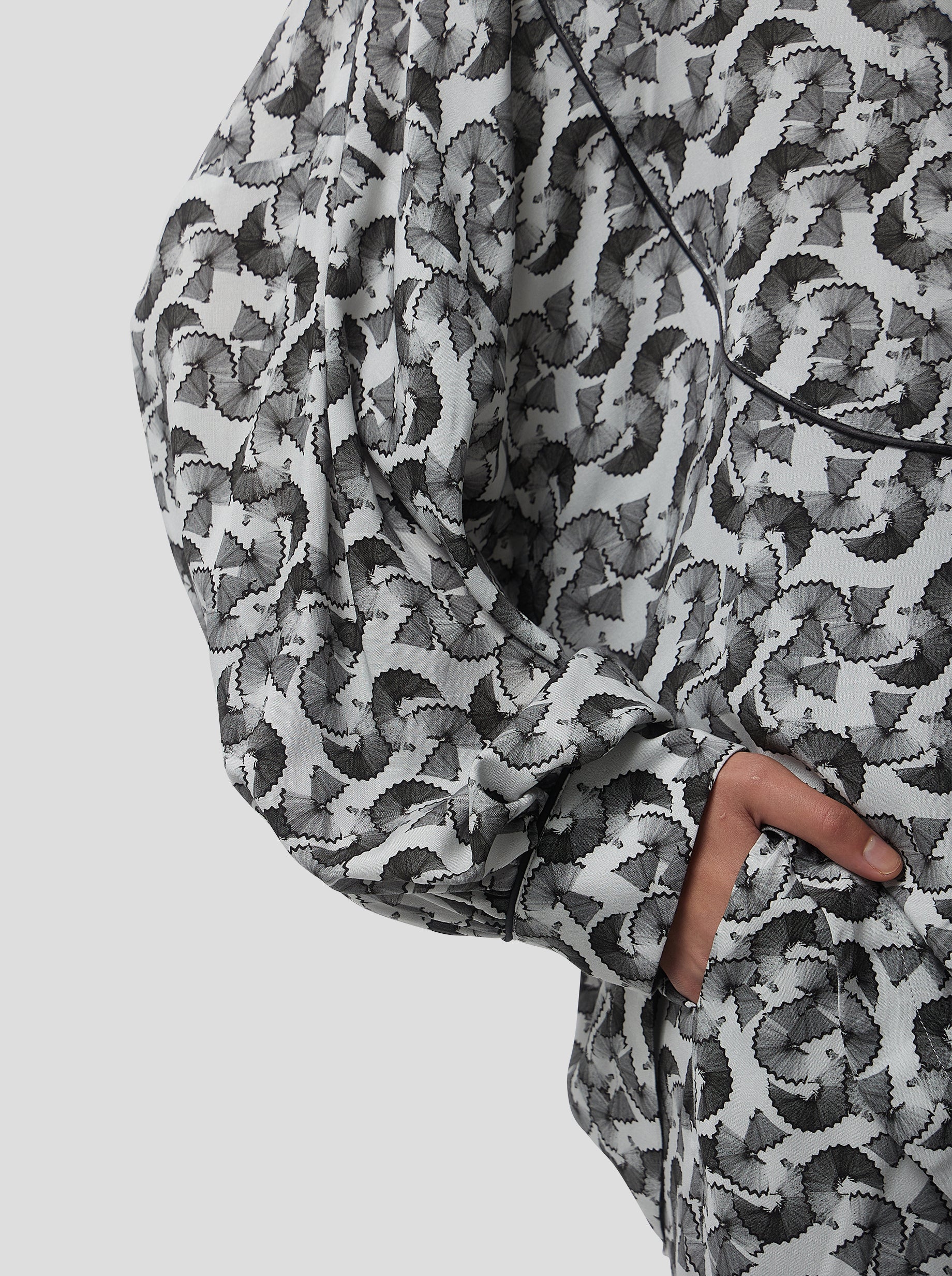 Tasman Shirt in Lead shavings print