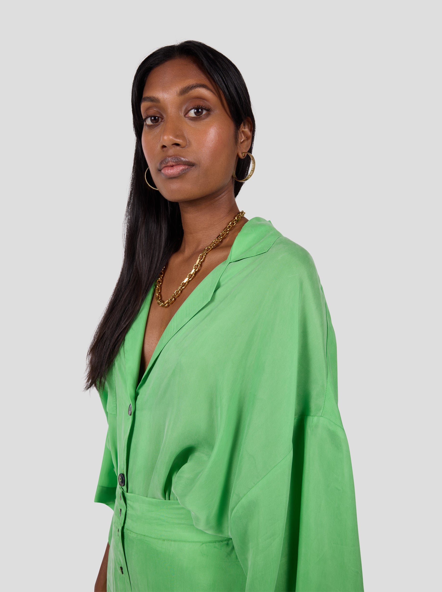 Eilish Shirt in Green Kelly Cupro