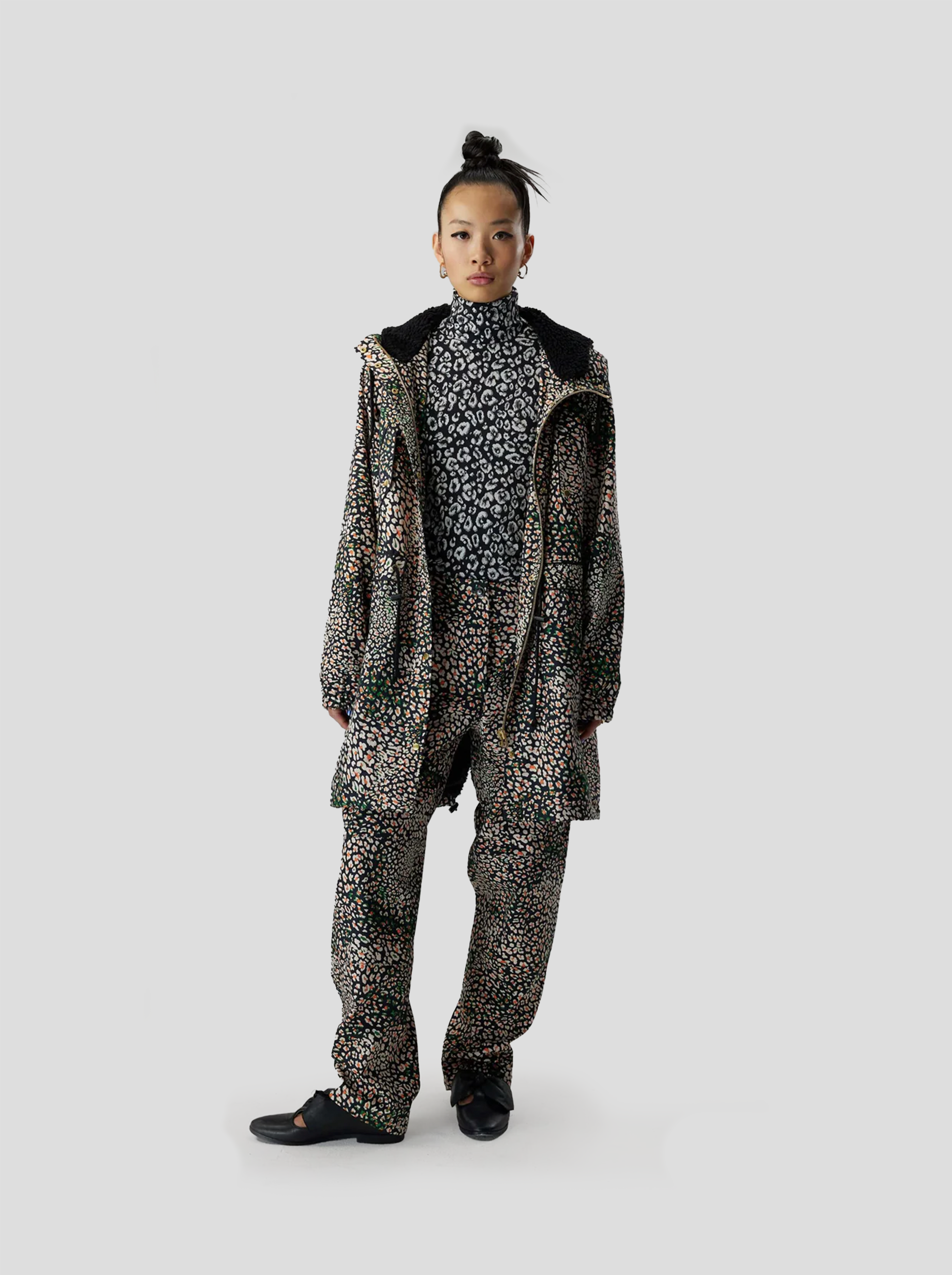 Onur parka in wild Leopard print