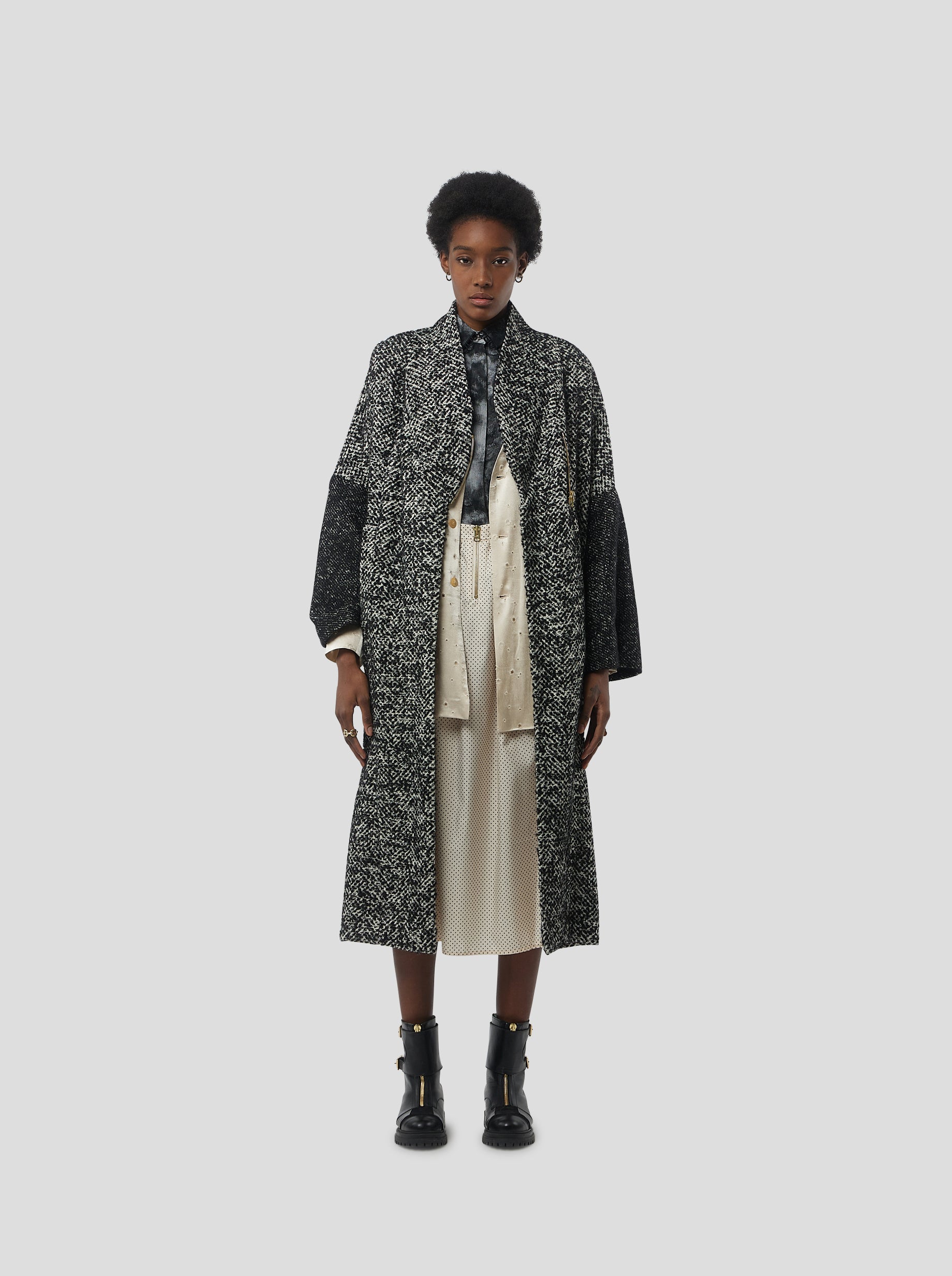 Eren coat in speckled grandfather-style wool