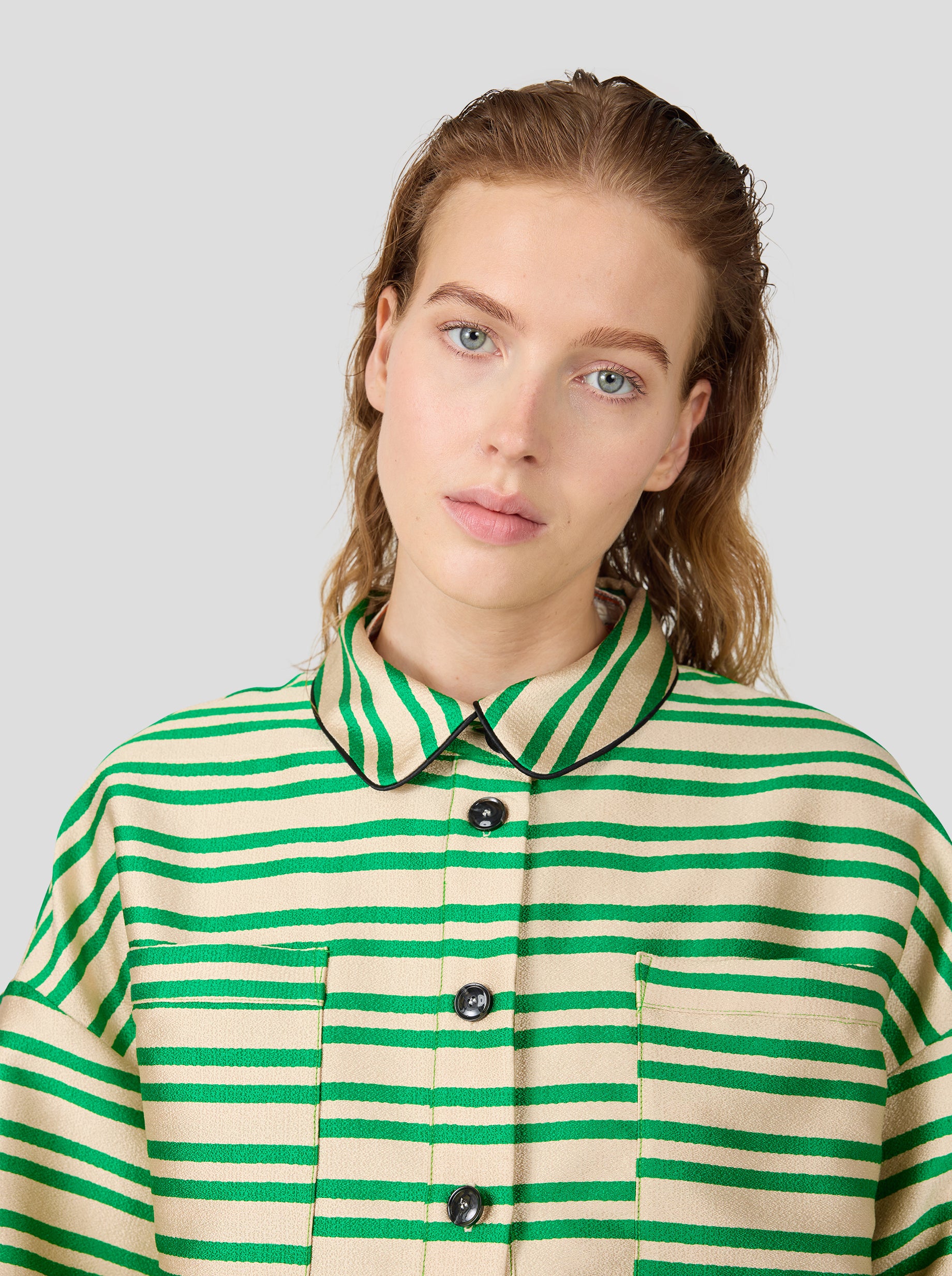 Astrée Shirt in Bold Green Striped toile