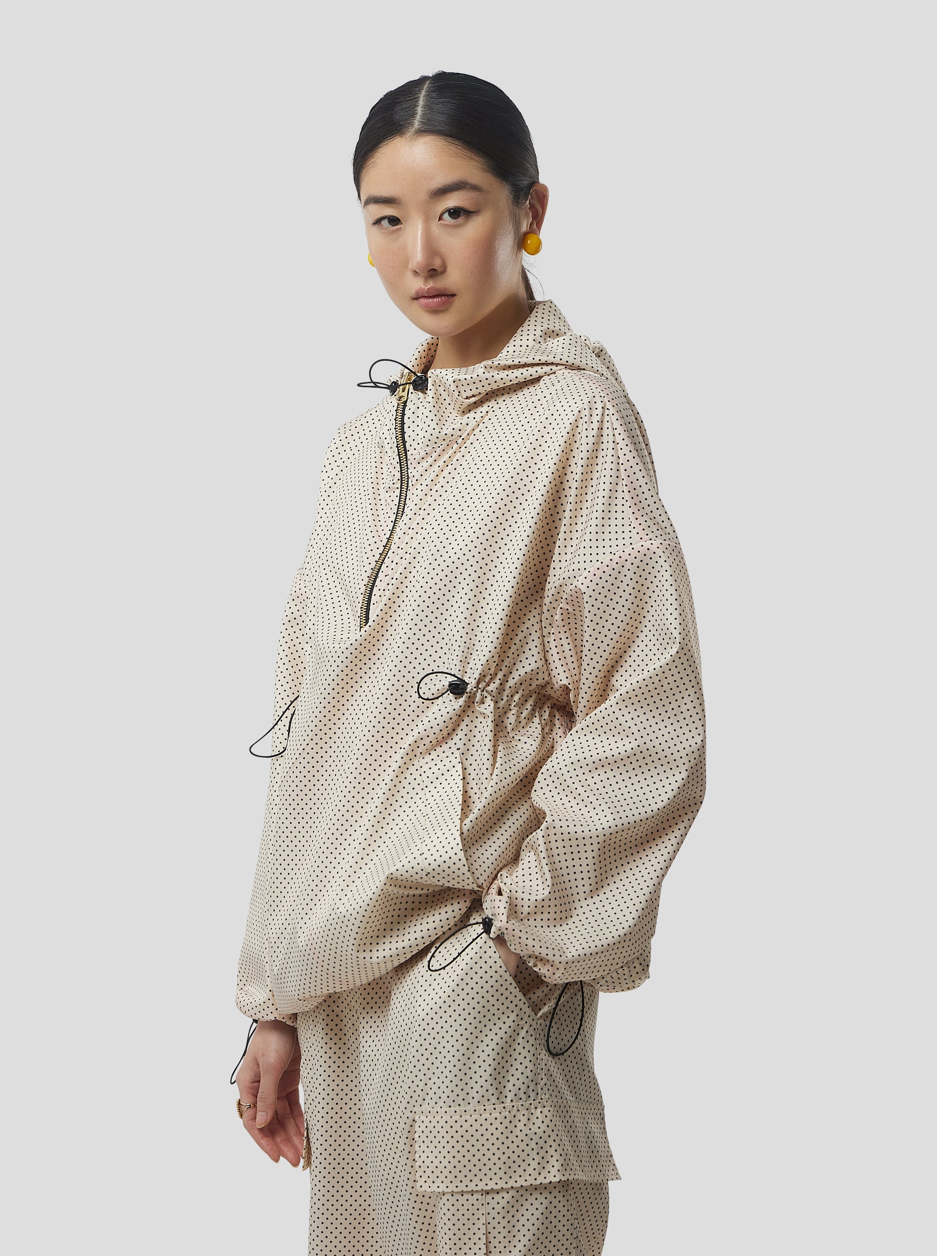 Tony Windbreaker in Black-Dotted Sand Technical Fabric