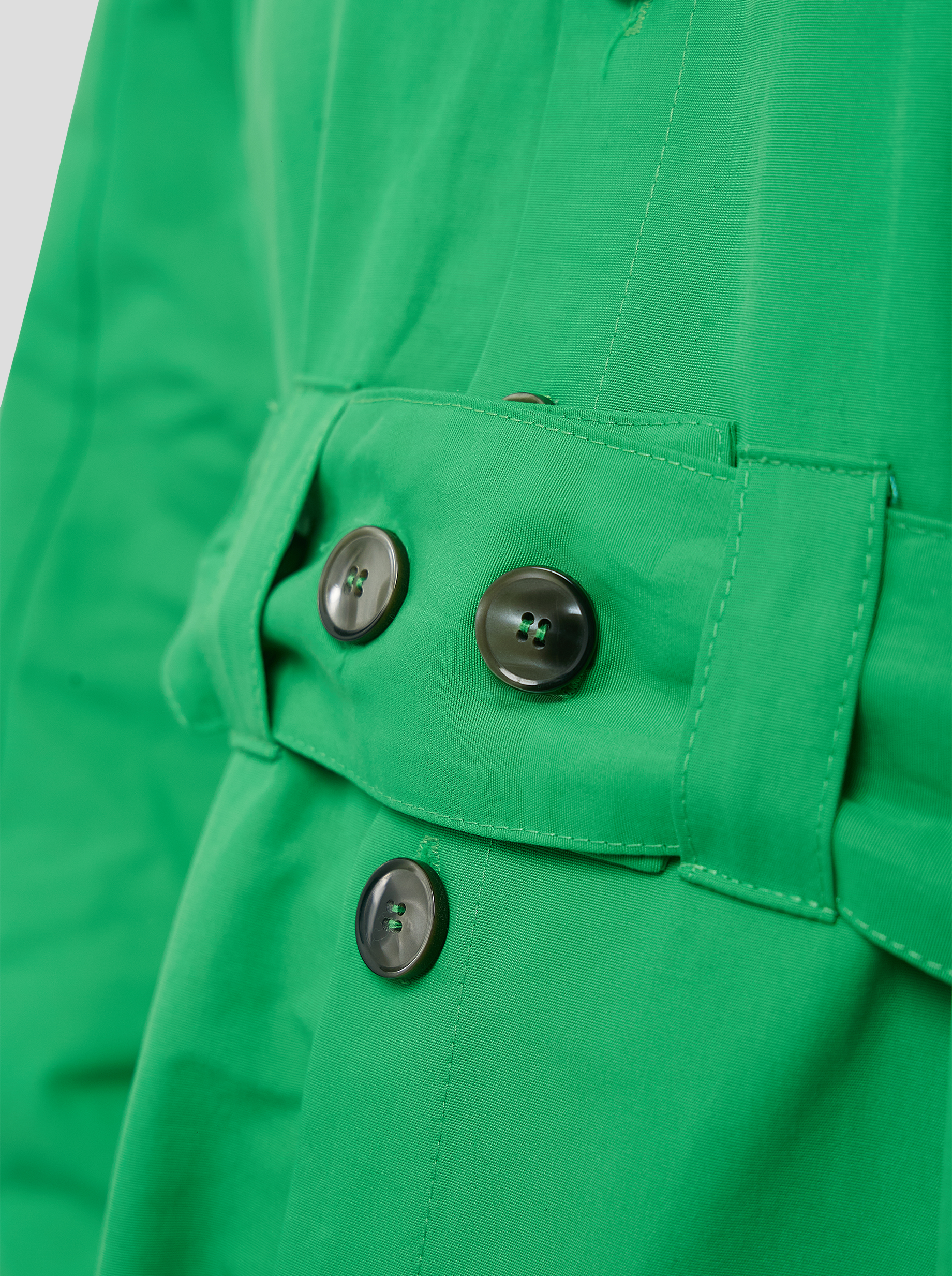 Kurtis Dress in Soft technical fabric in Kelly Green