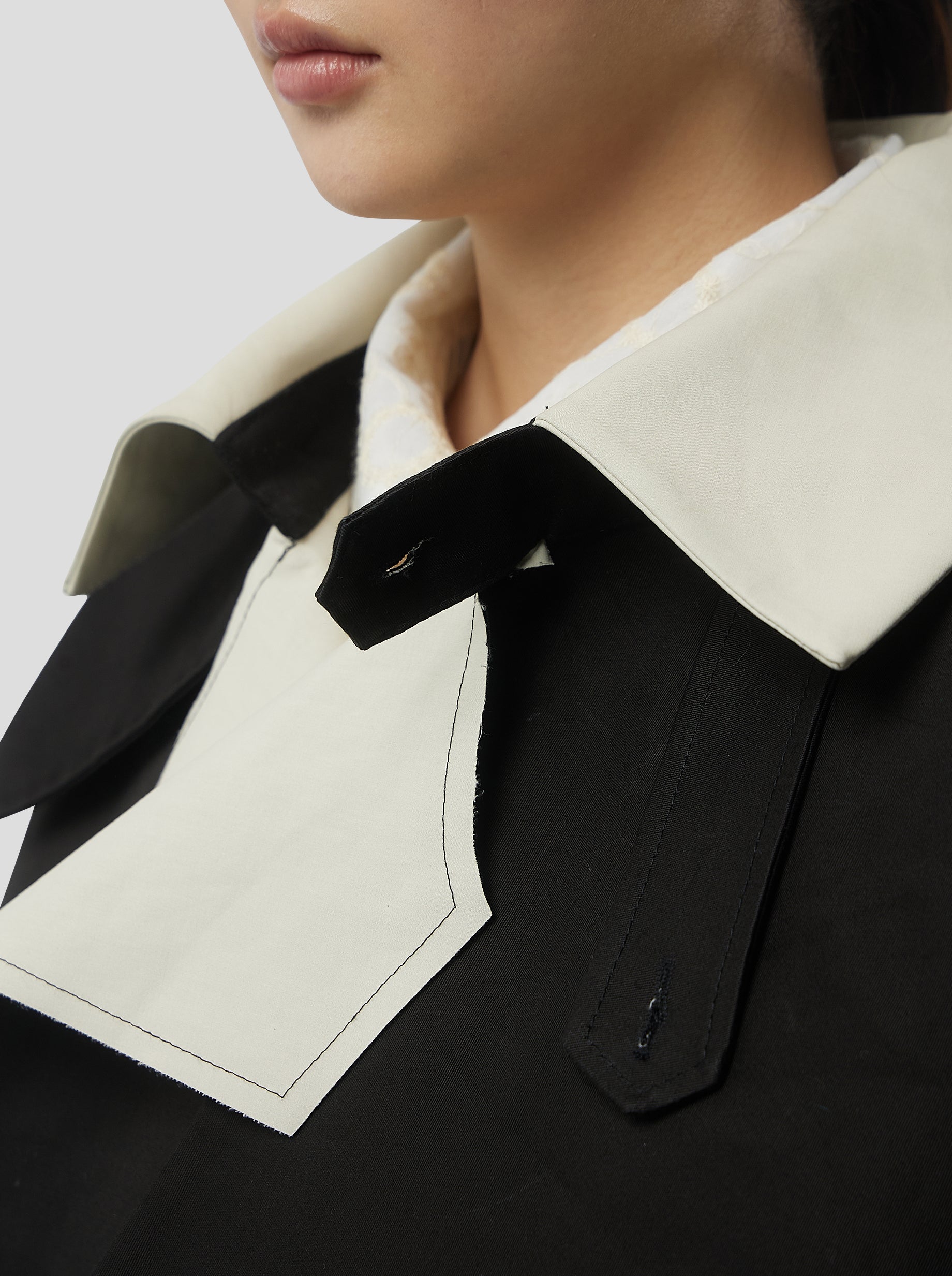 Trench Crop trevor in Black Tela Trenk