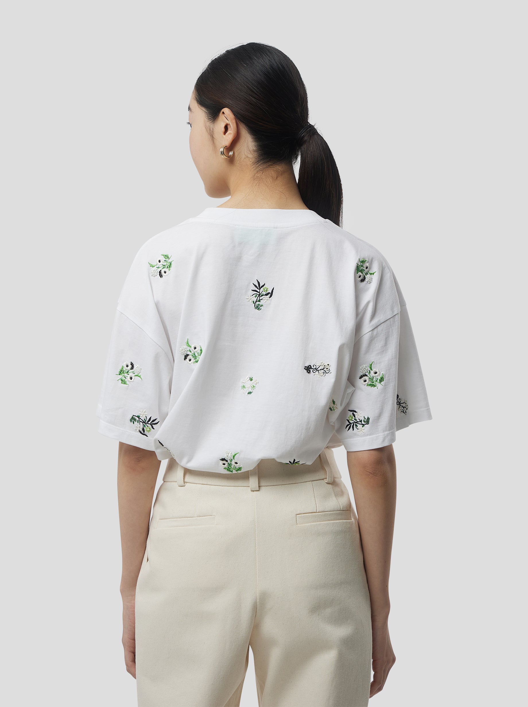 Atlas Embroidered T-Shirt in White Cotton