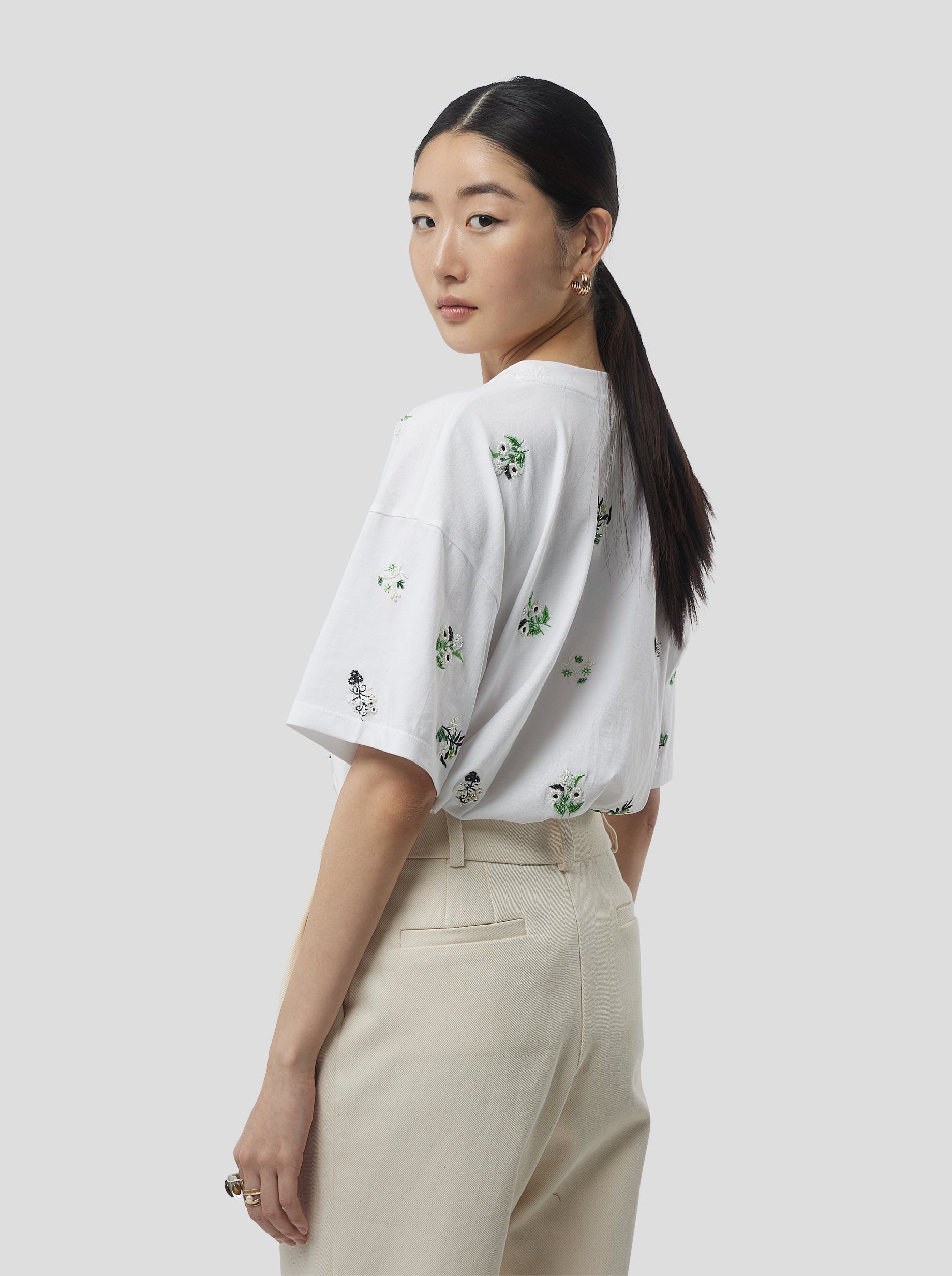 Atlas Embroidered T-Shirt in White Cotton