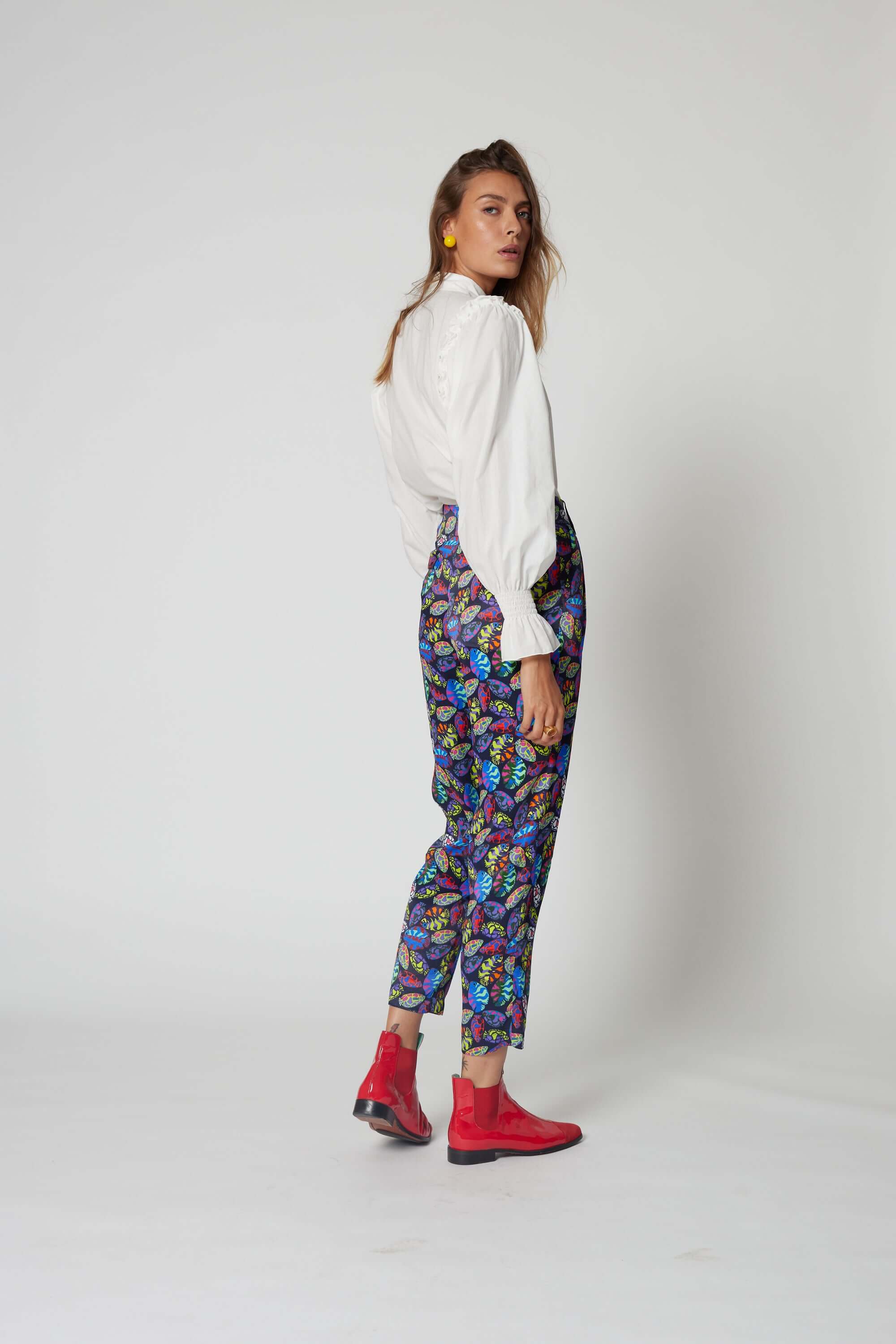 Gabriel pants in Gourami print