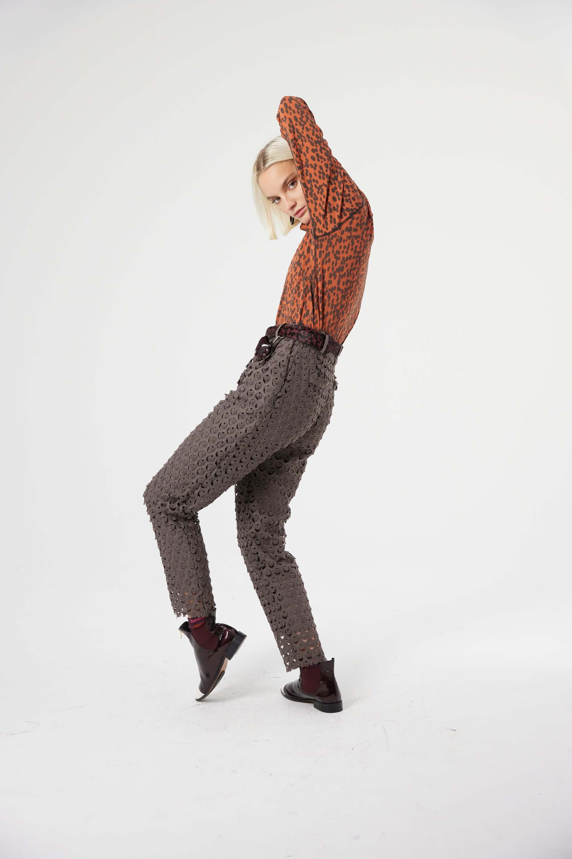 Gabriel pants in Charbon lace
